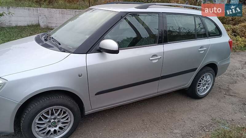 Универсал Skoda Fabia 2009 в Днепре фото 13 Универсал Skoda Fabia 2009 в Днепре