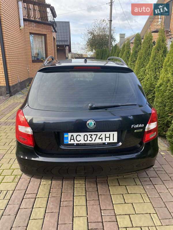 Універсал Skoda Fabia 2011 в Луцьку
