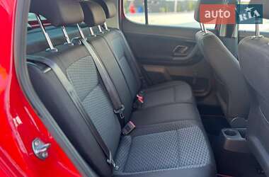 Хэтчбек Skoda Fabia 2012 в 