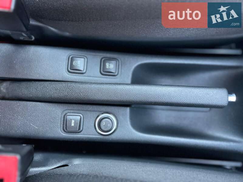 Хэтчбек Skoda Fabia 2012 в Луцке