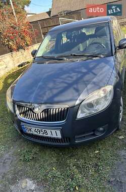 Хетчбек Skoda Fabia 2008 в Смизі