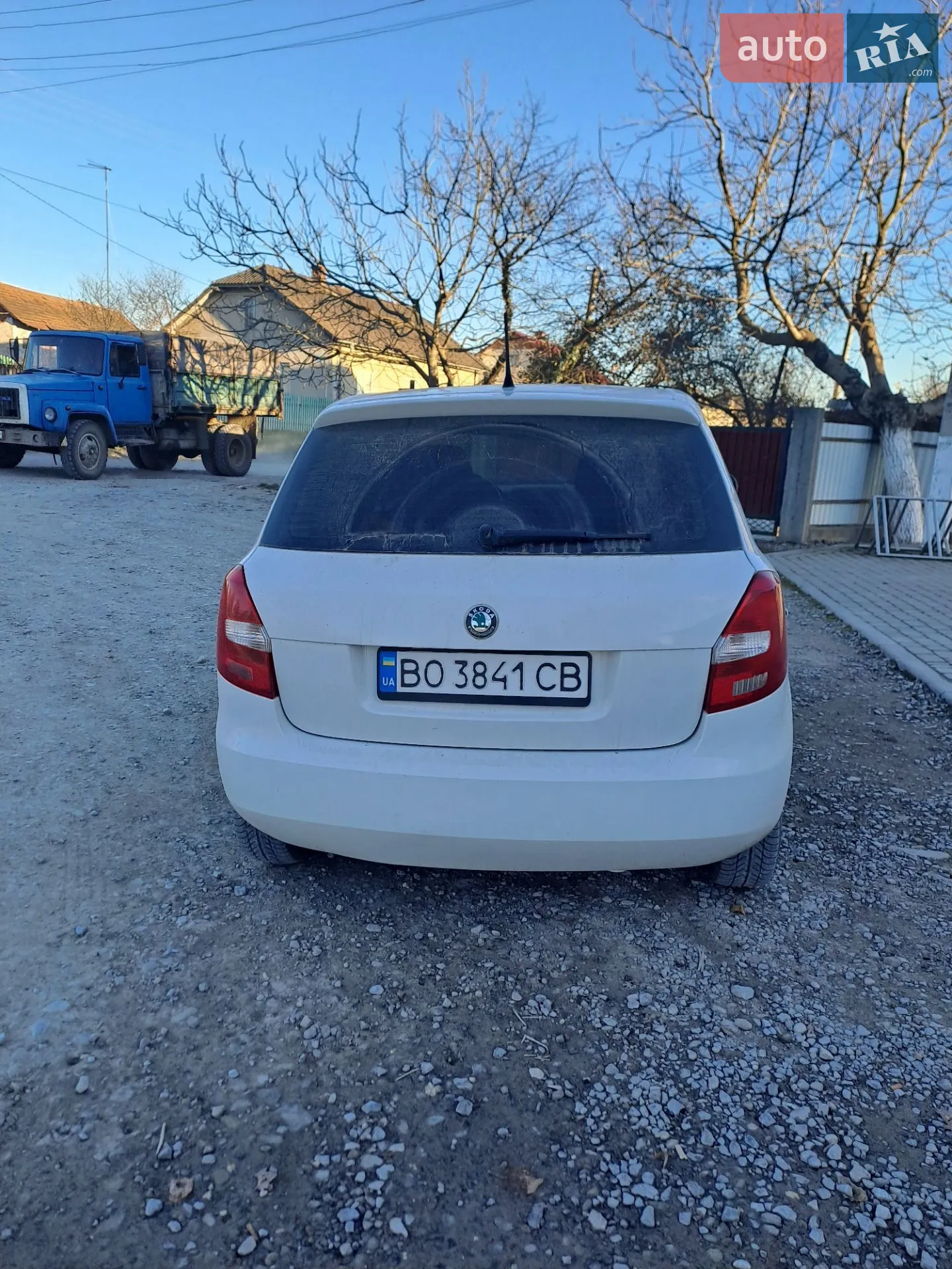 2011 Skoda Fabia - мініатюра 2