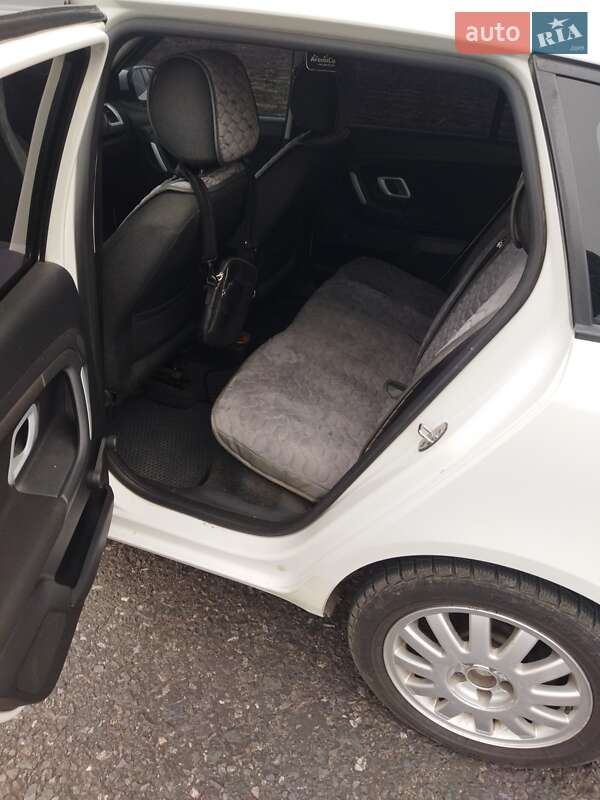 Універсал Skoda Fabia 2009 в Охтирці