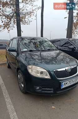 Хэтчбек Skoda Fabia 2007 в 