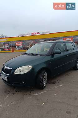 Хэтчбек Skoda Fabia 2007 в 