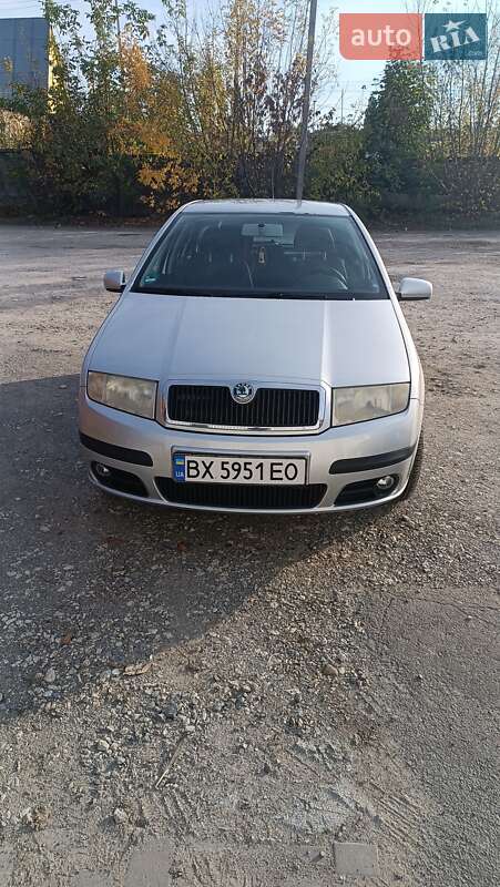 Хэтчбек Skoda Fabia 2006 в Дунаевцах
