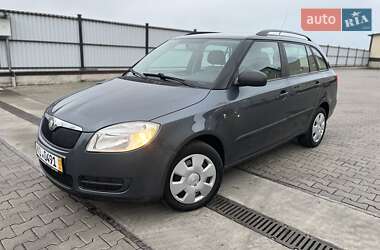 Универсал Skoda Fabia 2009 в Луцке