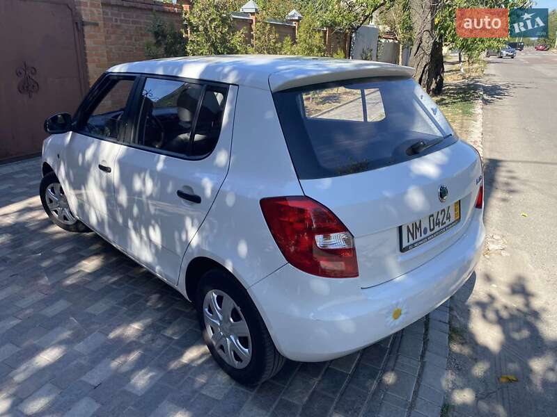 Хетчбек Skoda Fabia 2012 в Миколаєві