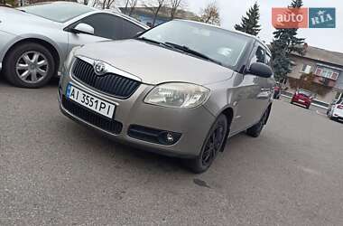 Хэтчбек Skoda Fabia 2007 в 