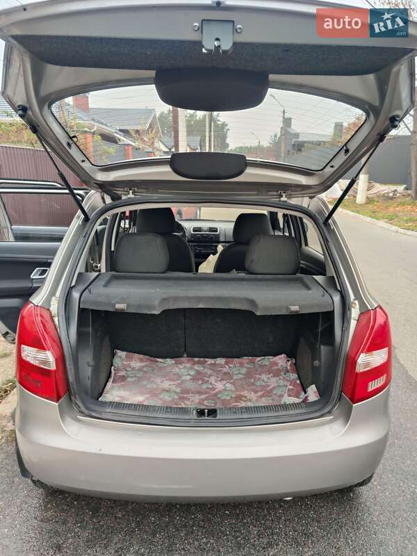 Хетчбек Skoda Fabia 2008 в Києві