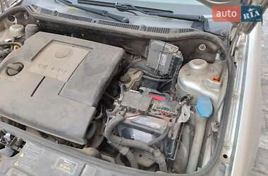 Хэтчбек Skoda Fabia 2005 в 