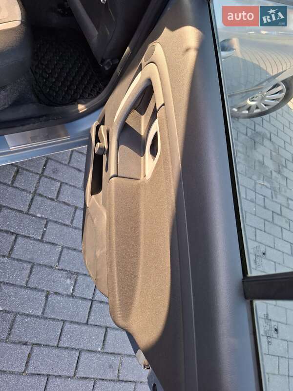 Хэтчбек Skoda Fabia 2009 в Умани фото 11 Хэтчбек Skoda Fabia 2009 в Умани