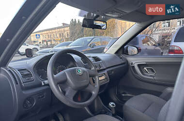 Хэтчбек Skoda Fabia 2010 в Виннице