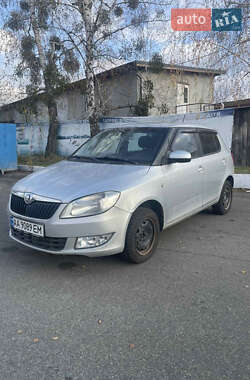 Хэтчбек Skoda Fabia 2013 в Киеве