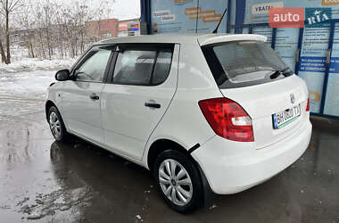 Хэтчбек Skoda Fabia 2012 в Чернигове