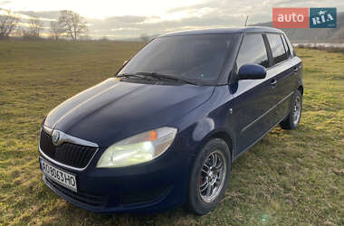 Хэтчбек Skoda Fabia 2011 в Хотине