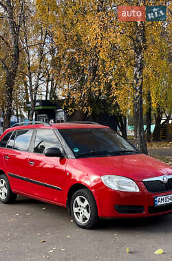 Універсал Skoda Fabia 2009 в Житомирі