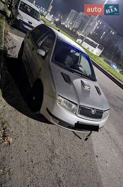 Хэтчбек Skoda Fabia 2002 в Львове