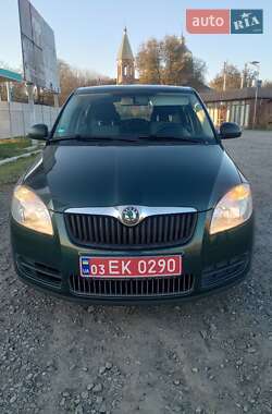 Хэтчбек Skoda Fabia 2008 в 