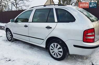 Универсал Skoda Fabia 2004 в Житомире