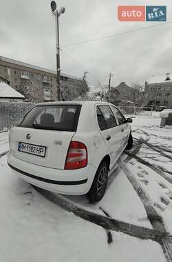 Хэтчбек Skoda Fabia 2006 в Коростене