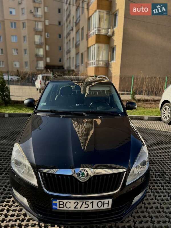 Универсал Skoda Fabia 2010 в Львове