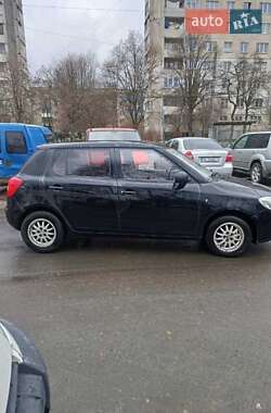 Хэтчбек Skoda Fabia 2007 в Львове