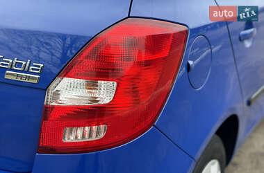 Хэтчбек Skoda Fabia 2009 в 