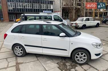 Хэтчбек Skoda Fabia 2011 в Львове