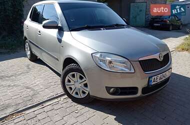 Хетчбек Skoda Fabia 2008 в Дніпрі