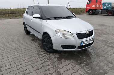 Хэтчбек Skoda Fabia 2007 в Луцке