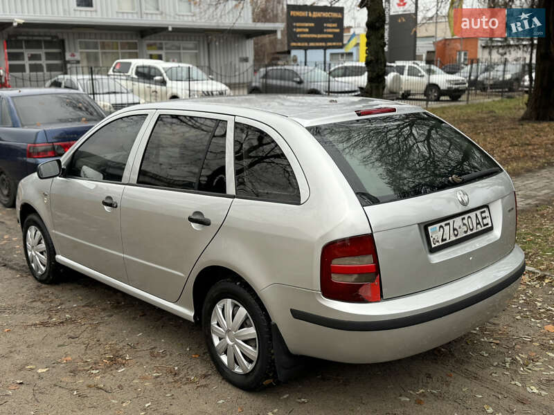 Универсал Skoda Fabia 2001 в Днепре
