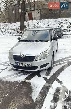 Хетчбек Skoda Fabia 2013 в Софіївській Борщагівці