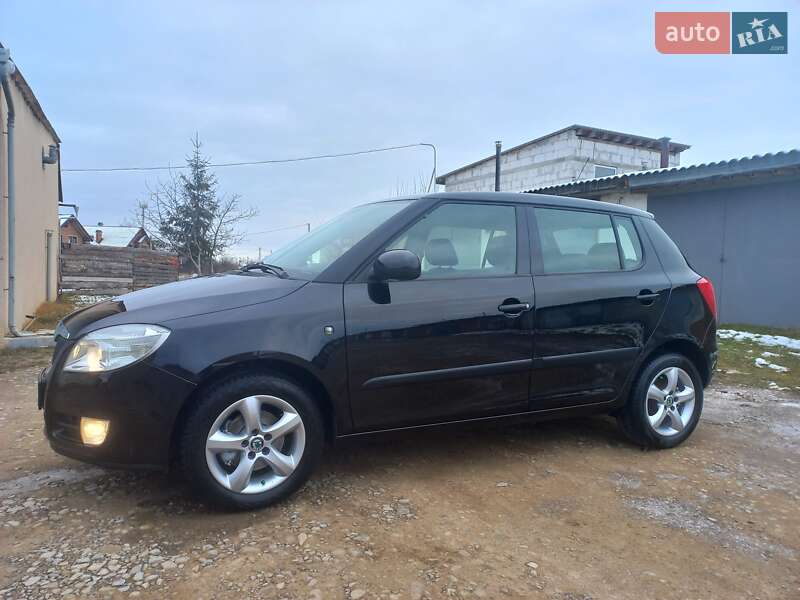 Хетчбек Skoda Fabia 2009 в Богородчанах