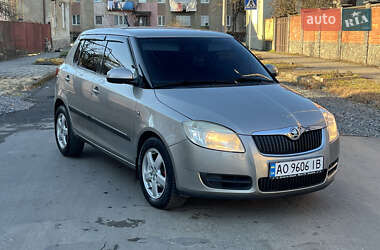 Хэтчбек Skoda Fabia 2008 в Ужгороде