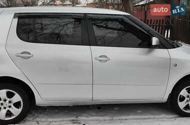 Хэтчбек Skoda Fabia 2010 в Полтаве