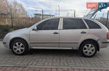 Универсал Skoda Fabia 2003 в Львове