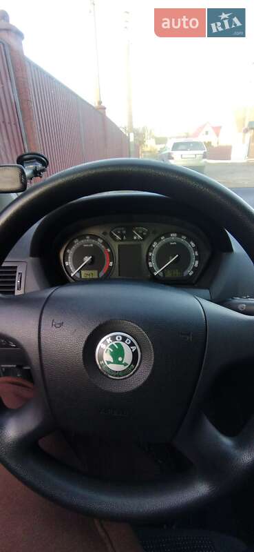Универсал Skoda Fabia 2007 в Ровно фото 3 Универсал Skoda Fabia 2007 в Ровно