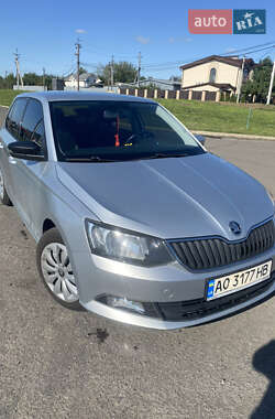 Хетчбек Skoda Fabia 2016 в Ужгороді