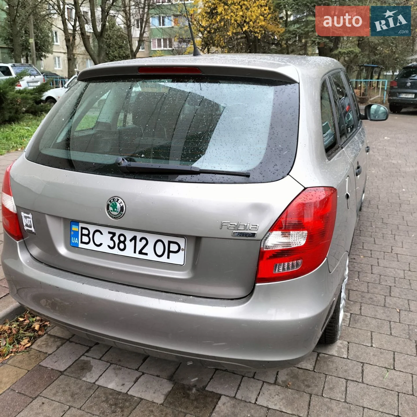 2010 Skoda Fabia - мініатюра 3