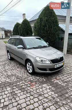 Універсал Skoda Fabia 2012 в Тернополі