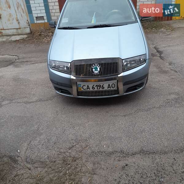 Седан Skoda Fabia 2004 в Черкассах фото 2 Седан Skoda Fabia 2004 в Черкассах