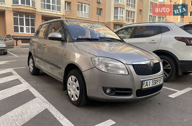 Хетчбек Skoda Fabia 2008 в Києві