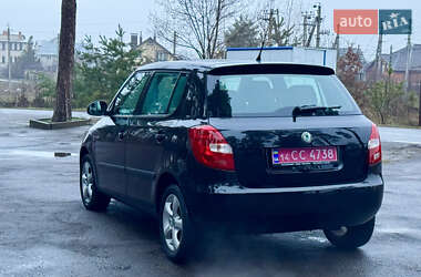 Хэтчбек Skoda Fabia 2009 в Виннице