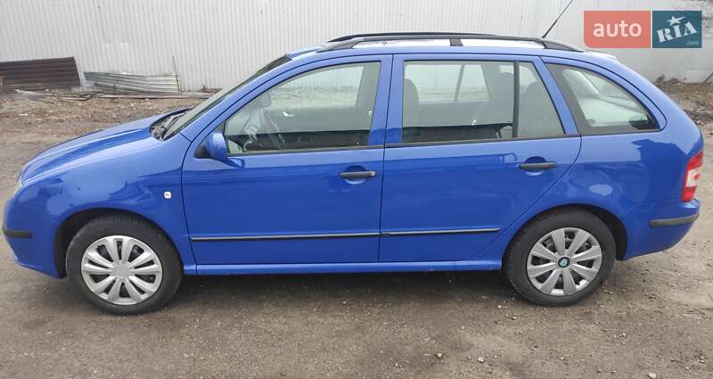 Універсал Skoda Fabia 2005 в Черкасах