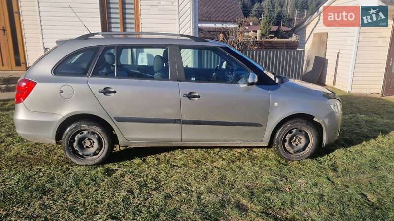 Универсал Skoda Fabia 2009 в Мигове