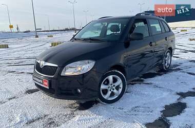 Універсал Skoda Fabia 2009 в Львові