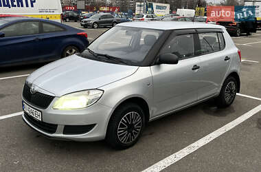 Хетчбек Skoda Fabia 2013 в Києві