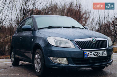 Хетчбек Skoda Fabia 2012 в Дніпрі