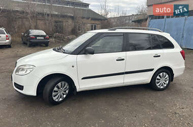 Універсал Skoda Fabia 2009 в Ніжині